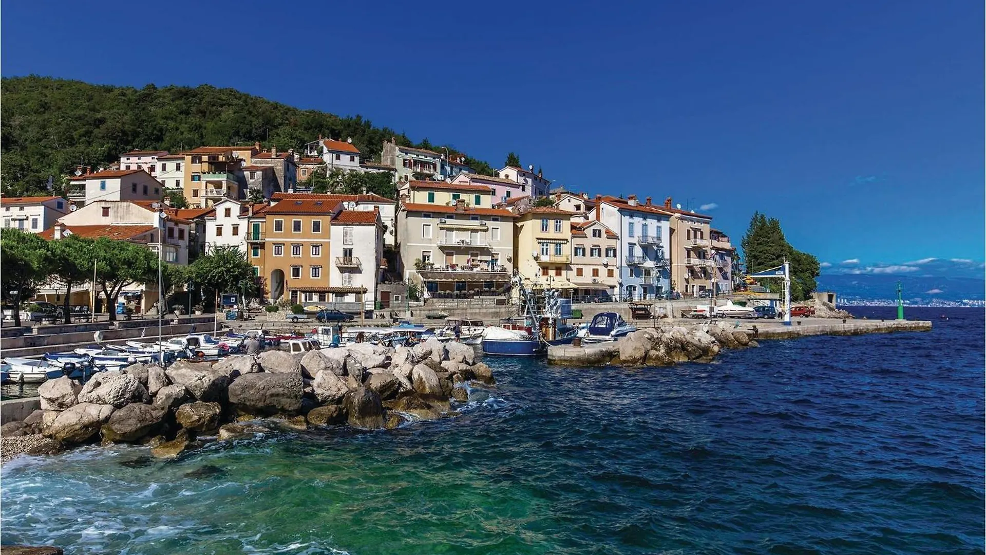 Beach Front Apartment In Moscenicka Draga 0*,